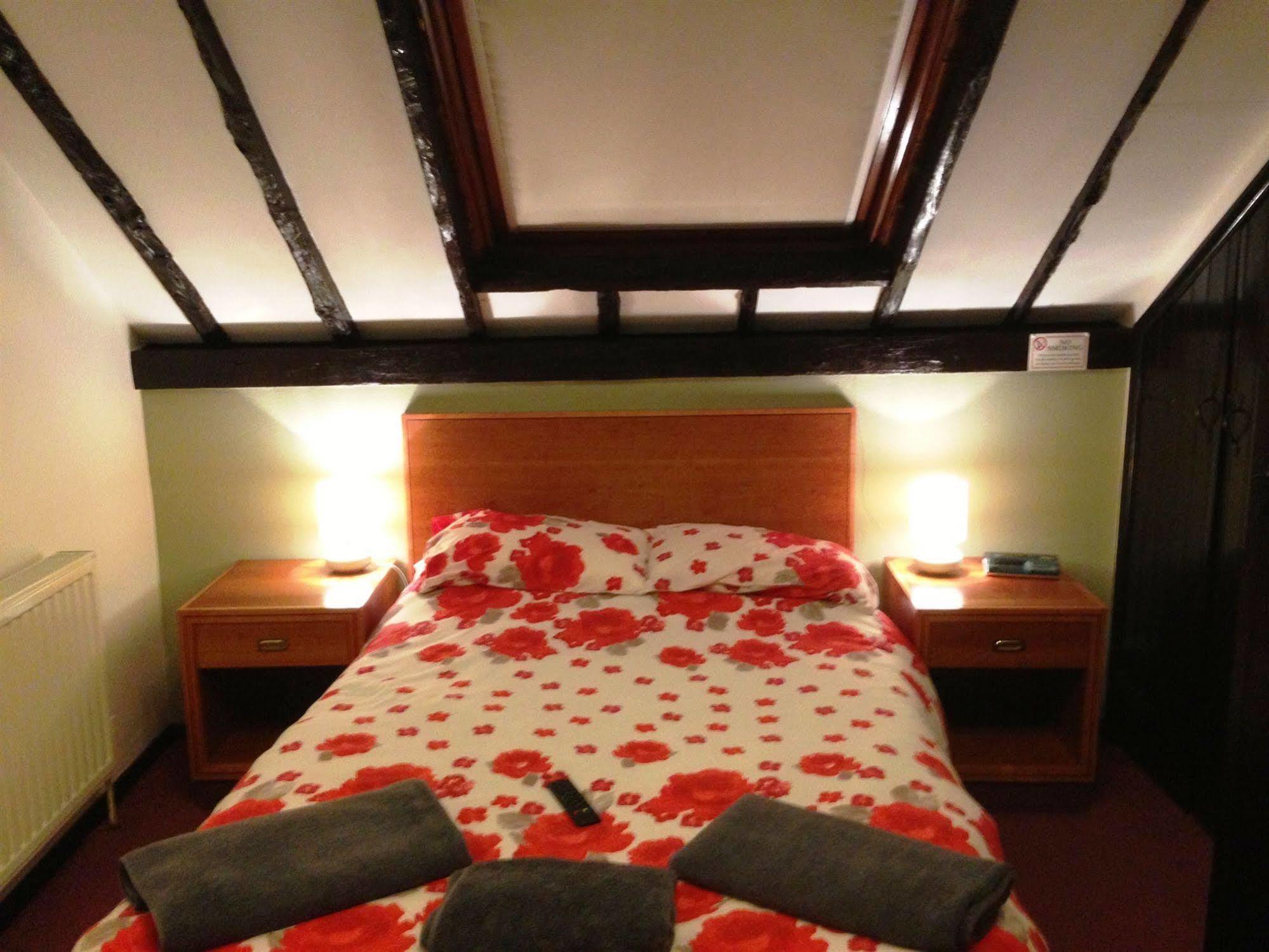 Coach House Hotel Melbourn Kültér fotó